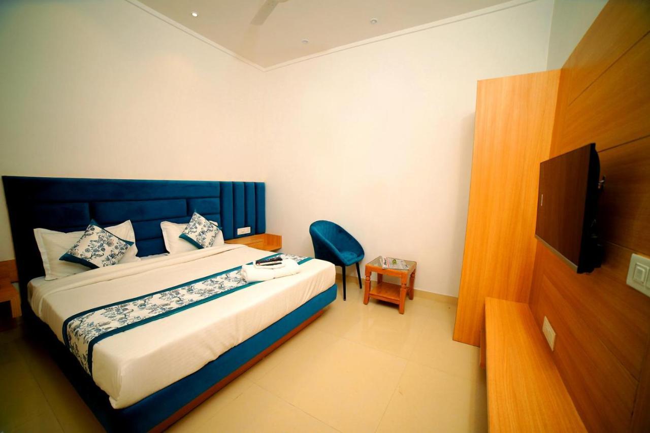 אמריצר Hotel Diamond View מראה חיצוני תמונה