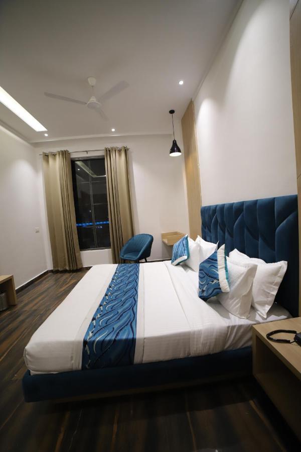 אמריצר Hotel Diamond View מראה חיצוני תמונה