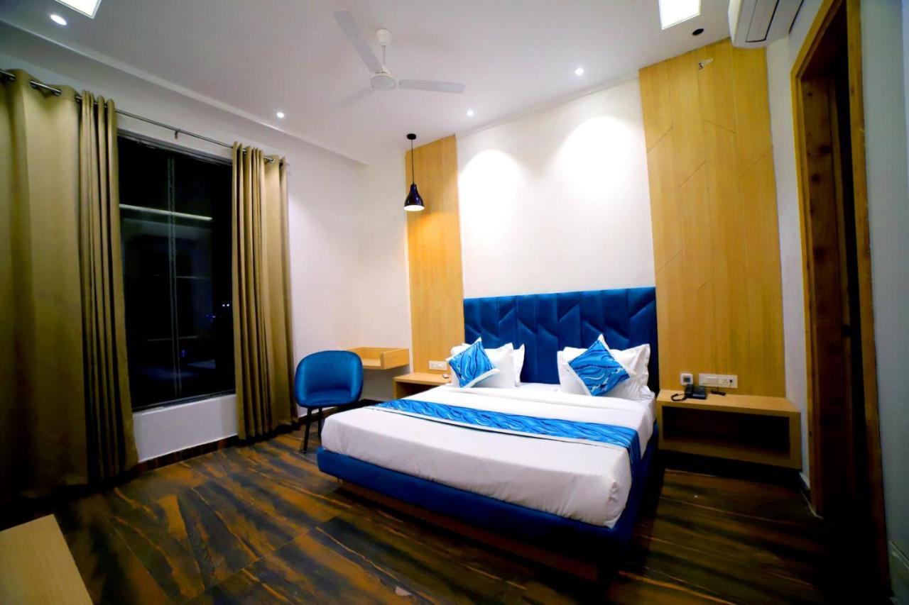 אמריצר Hotel Diamond View מראה חיצוני תמונה